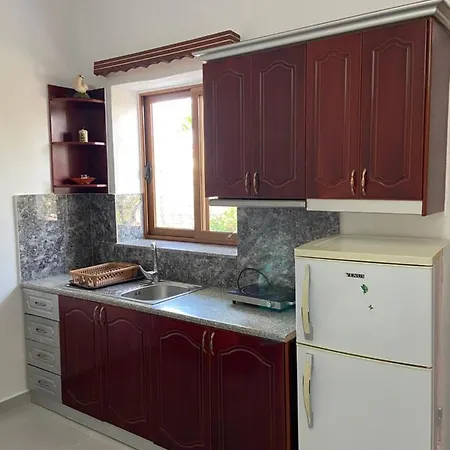 Kreshnik 卡萨米尔