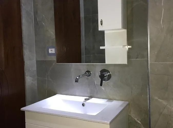 Kreshnik * 卡萨米尔